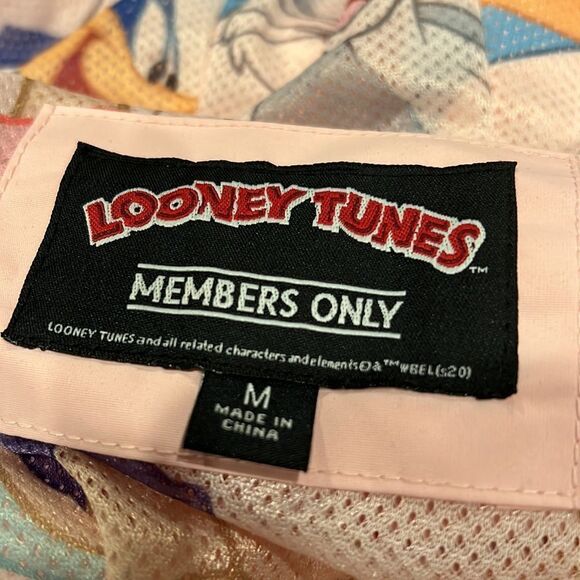 members only looney tunes light pink jacket size M New with tags windbreaker - Picture 9 of 12